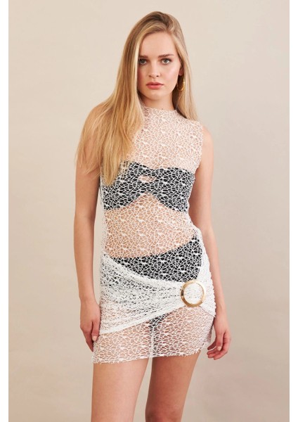 Kadın Beyaz Tokalı Mini Dantel Plaj Elbisesi fırsatları