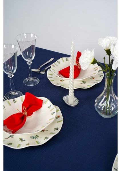 Garden Masa Örtüsü