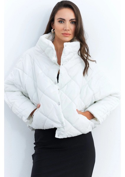 Kadın Beyaz Beli Lastikli Yarasa Kol Şişme Mont MX11 fiyatları