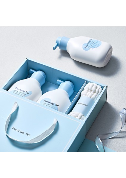 Kids & Baby Line Gift Set (3 Types) (Kids&baby Lotion 590ML+WASH590ML+TOWEL) - Bebek ve Çocuk Cilt Bakım Seti (Losyon + Temizleyici + Havlu)