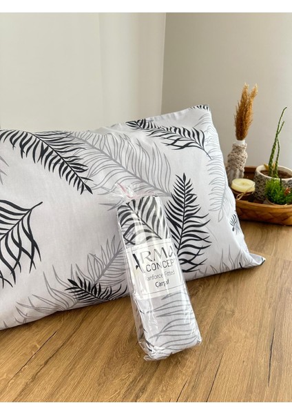 Tek Kişilik Desenli Ranforce Kumaş Fitted Lastikli Çarşaf & 1 Adet Yastık Kılıfı fırsatları