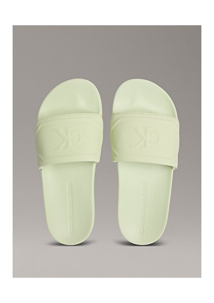 Kadın Yeşil Terlik fırsatları