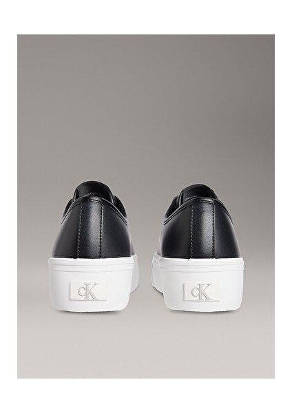 Kadın Siyah Crop Üst modelleri