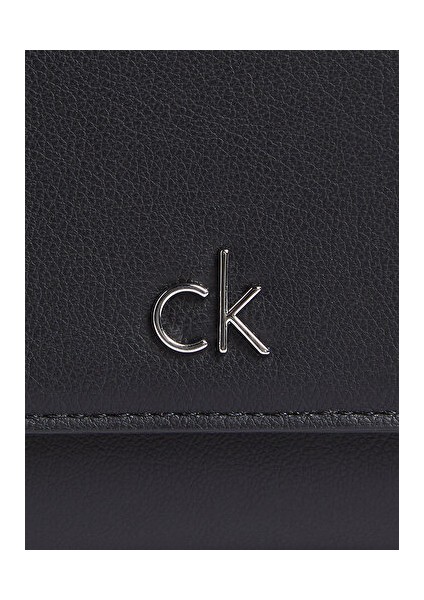 Kadın Siyah Cüzdan fırsatları