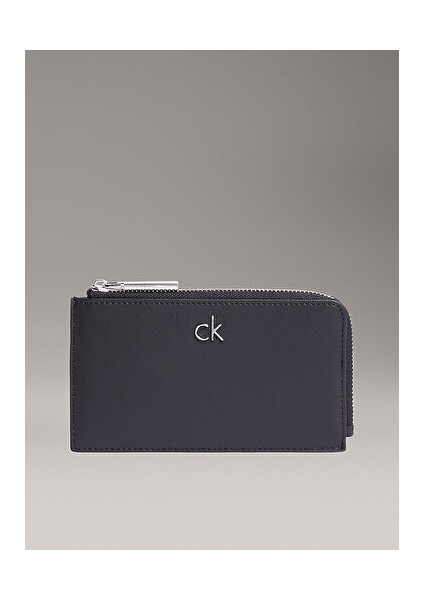 Kadın Siyah Kartlık