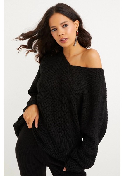 Kadın Siyah V Yaka Salaş Oversize Triko Tunik SMT158 fiyatları