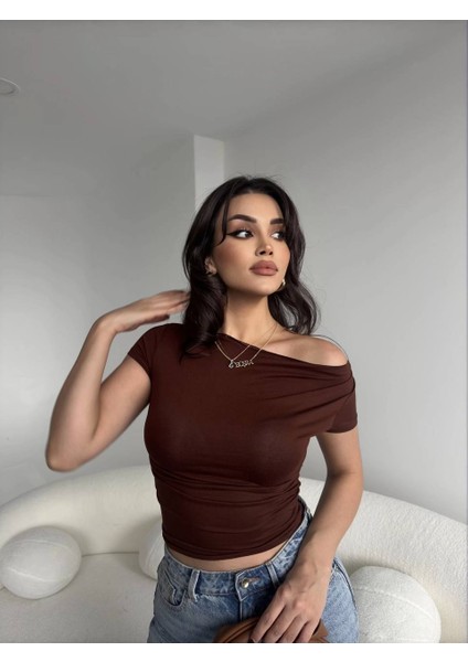 Kadın Iki Şekilde Giyilebilir Crop T-Shirt