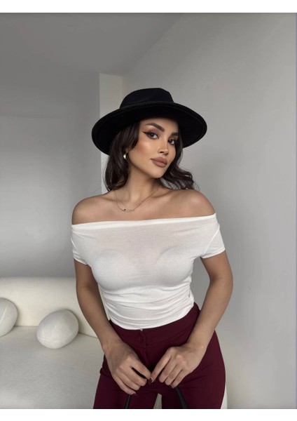 Kadın Iki Şekilde Giyilebilir Crop T-Shirt fırsatları