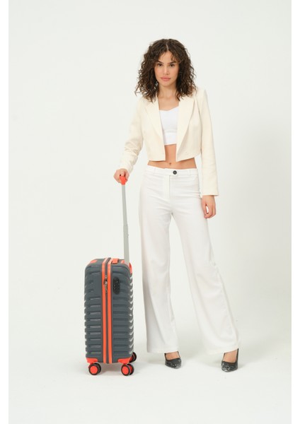 Unisex Füme Turuncu Kabin Boy Küçük Silikon Kırılmaz Pp Valiz modelleri