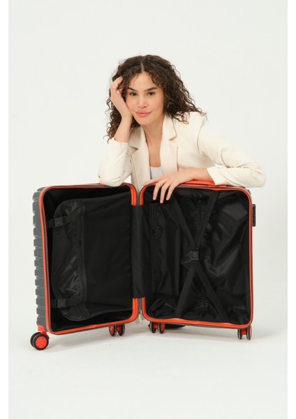 Unisex Füme Turuncu Kabin Boy Küçük Silikon Kırılmaz Pp Valiz fırsatları