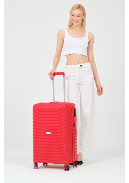Unisex Kırmızı Orta Boy Silikon Kırılmaz Pp Valiz