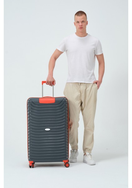 Unisex Füme Turuncu Büyük Boy Silikon Kırılmaz Pp Valiz