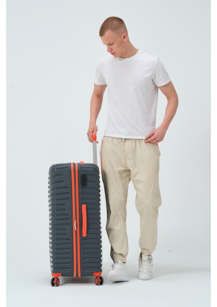 Unisex Füme Turuncu Büyük Boy Silikon Kırılmaz Pp Valiz modelleri