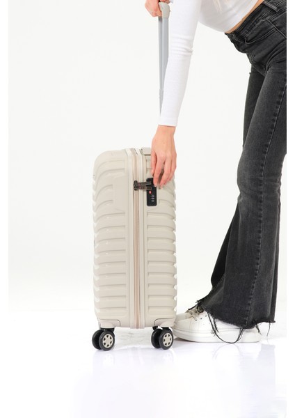 Unisex Krem Kabin Boy Küçük Silikon Kırılmaz Pp Valiz fiyatları