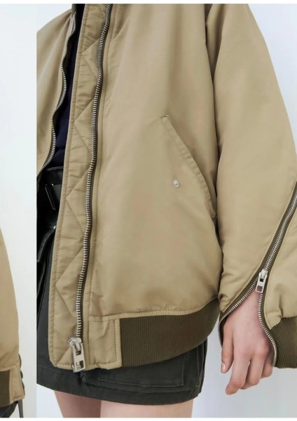 Zara Oversize Fermuar Detaylı Dolgulu Bomber Mont ABZRA0059 indirimleri
