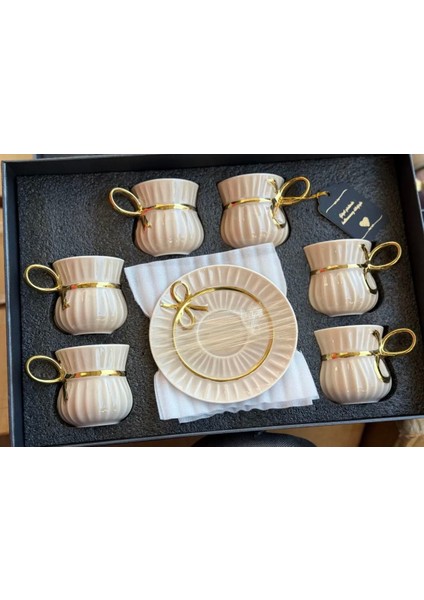 Lüks Porselen Altın Yaldızlı Fiyonklu Kahve Fincanı