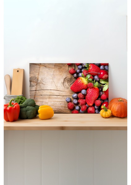 Çilek Ahşap Desen Cam Kesme Tahtası, Silikon Ayaklı Sunum Kesim Doğrama Tablası, Temperli ve Rodajlı