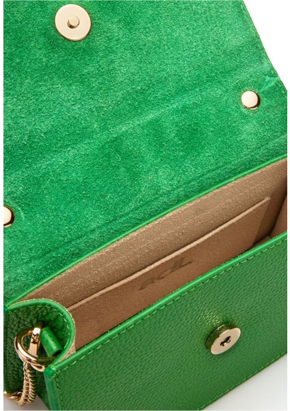Deri Logolu Zincirli Çanta Yesil 12143966000 modelleri