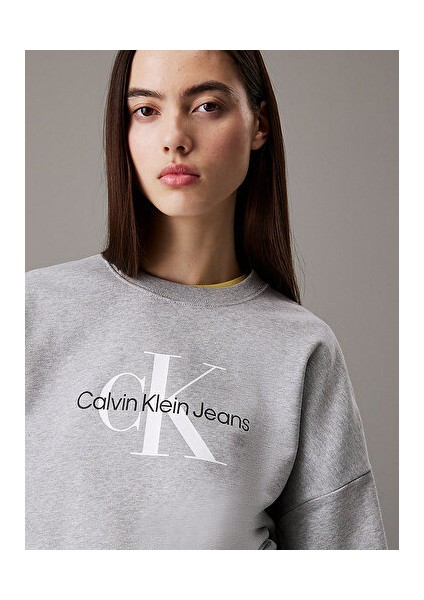 Kadın Gri Sweatshirt modelleri