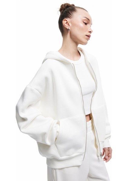 Şardonlu Kapşonlu Uzun Kollu Fermuarlı Sweatshirt