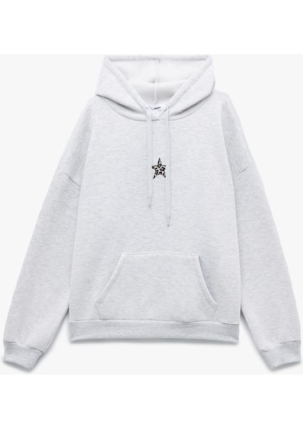 Cep Detaylı Kapüşonlu Leopar Detaylı Arkası Baskılı Oversize Sweatshirt fırsatları