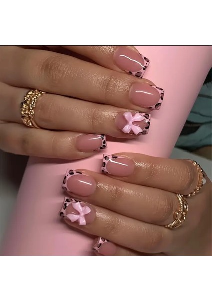 24'lü Silver Taş Işlemeli Pembe Leopar Desen Kısa Küt Model Takma Tırnak Seti