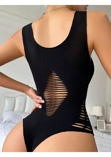 Kadın Sıfır Kol Göğüs, Sırt ve Yanları Kesik Detay Çıtçıtlı Viskon Bodysuit
