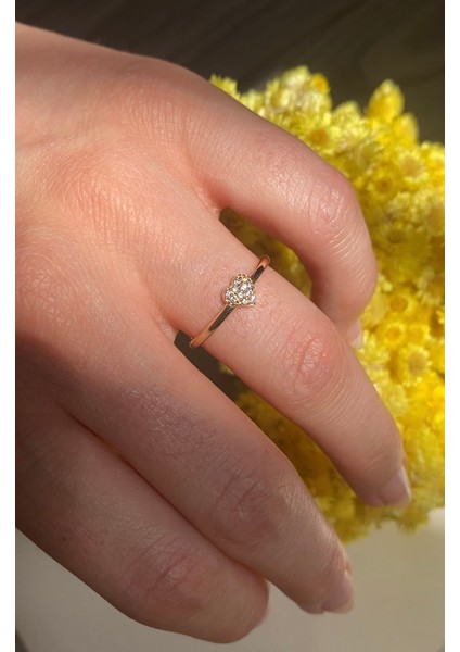 14 Ayar Altın Taşlı Kalp Yüzük indirimleri