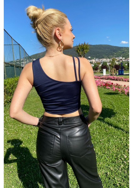 Çift Askılı Esnek Likralı Crop Büstiyer modelleri