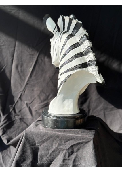 Dekoratif Polyester Zebra Heykel - Siyah Beyaz indirimleri