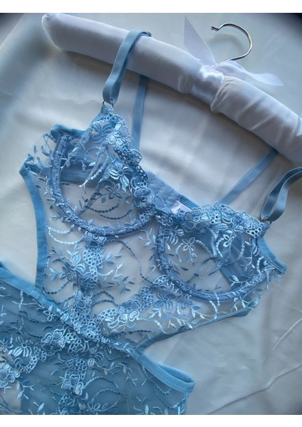 Elysa Bodysuıt-Buz Mavisi Çiçek Dantel Detaylı