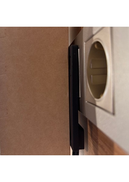 Tekli Uzatma Kablosu – Ultra Ince Fişli (5 Mm) – Siyah – Dar Alanlara Uyumlu – 3 M – Çocuk Korumalı modelleri