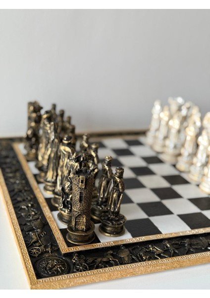 Siyah-Gold Muharebe Satranç Takımı fırsatları