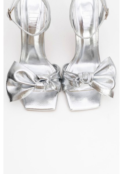 Pila Gümüş Kadın Topuklu Ayakkabı
