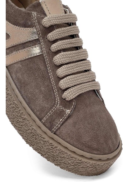 Kadın Vizon Bağcıklı Kalın Tabanlı Süet Deri Sneaker 25AFD511110