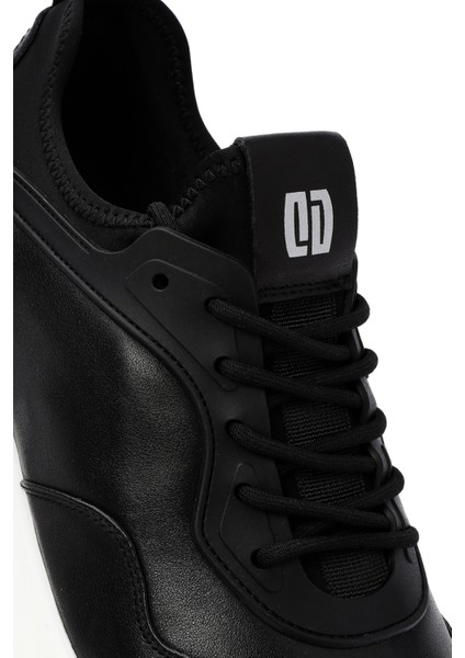 Erkek Siyah Bağcıklı Kalın Tabanlı Deri Casual Sneaker 25WFD690718
