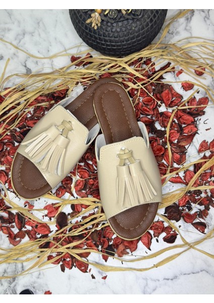 Püsküllü Terlik Yumuşak Taban