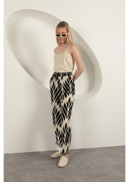 Viskon Kumaş Yaprak Desen Pantolon-Siyah