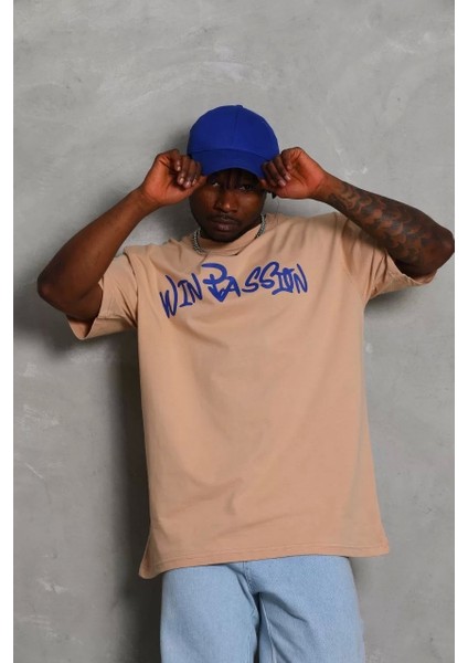 Unisex Oversize Baskılı Bisiklet Yaka T-Shirt - Bej fırsatları