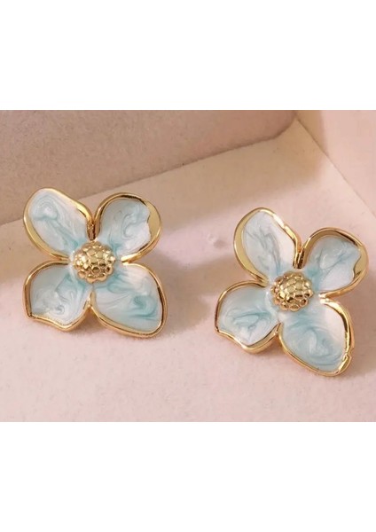 Açık Mavi Çiçek Tasarımlı Küpe | 2.2 cm Zarif Altın Renk Çerçeveli Kulak Aksesuarı fiyatları