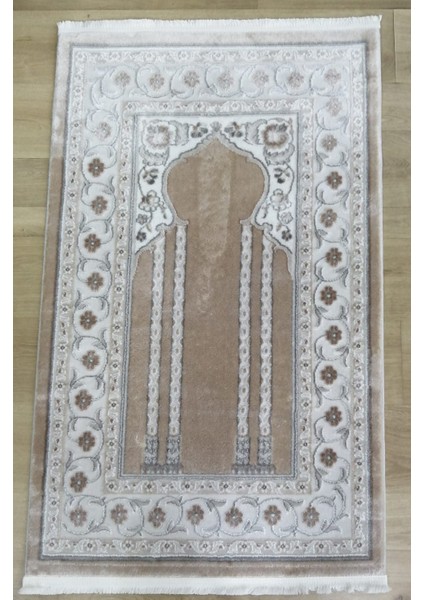 Evva Halı Seccade Parlak Yumuşak Dokulu Kadifemsi Yüzey 77X125 cm
