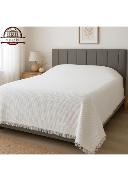 Tek Kişilik Beyaz Saçaklı Waffle Otel Pikesi