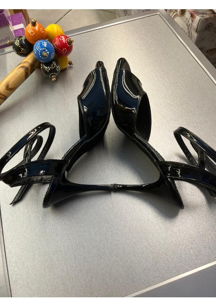 Siyah Rugan Kelebek Model 8,5 cm 13 Pont Topuk Boyu Tango, Dans ve Salon Ayakkabısı