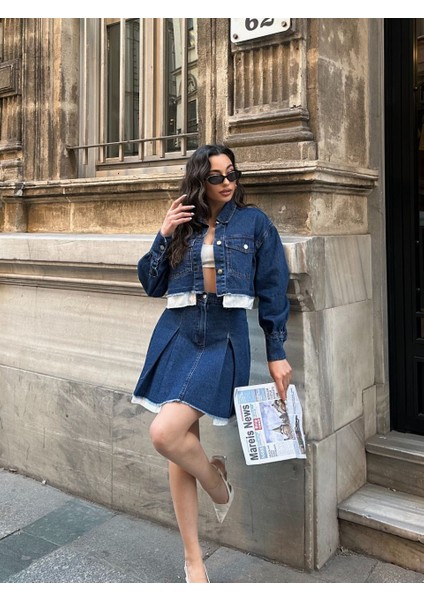 Çift Kat Paça Detaylı Kısa Ceketli Plili Denim Mini Etek Takım fırsatları