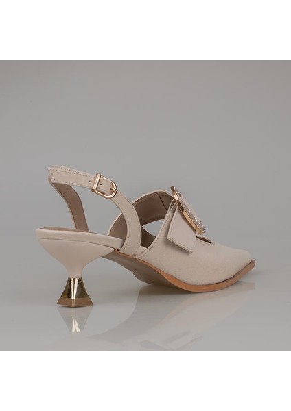 Krem Fındık Topuk Kadın Taş Tokalı Klasik Ayakkabı fırsatları
