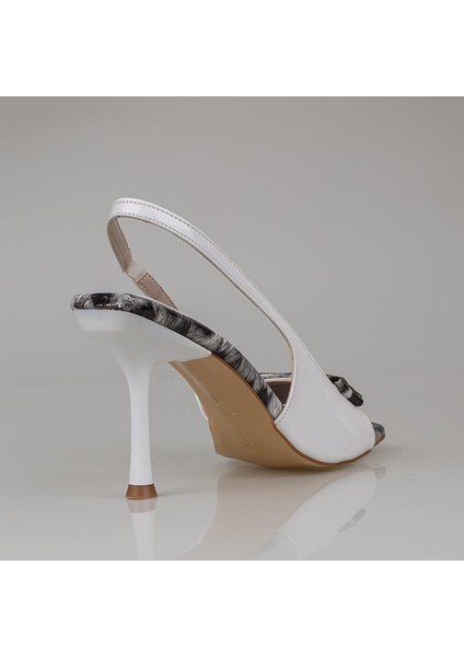 Beyaz Rugan Burnu Açık Leopar Taşlı Klasik Ayakkabı fırsatları