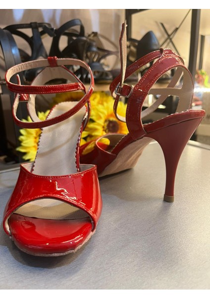 Rugan Kırmızı Kelebek Model 8,5 cm (13PONT) Tango, Dans ve Salon Ayakkabısı fiyatları