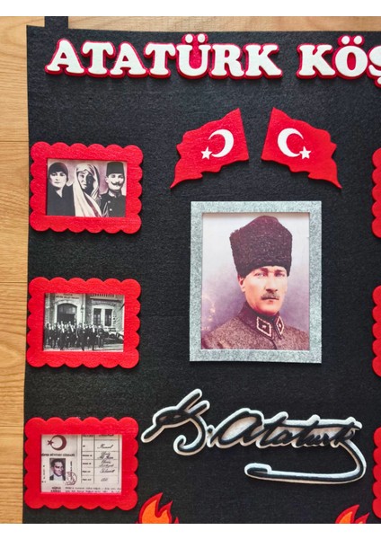 Meşaleli, Imzalı ve Resimli Atatürk Köşesi Panosu Keçe Siyah Zeminli modelleri