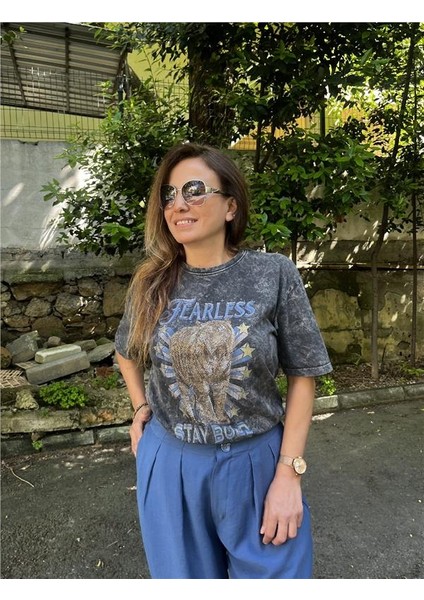 Taşlı Leopar Baskı Yıkamalı Tshirt