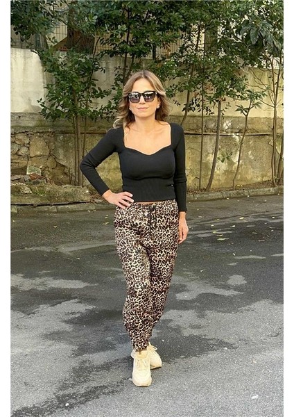 Kalp Yaka Triko modelleri